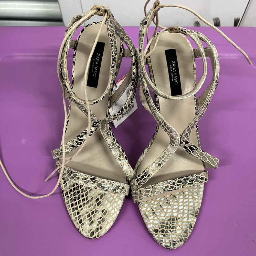 Zara Women's Snakeskin Strappy Heels - Cream